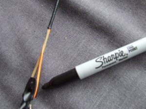 marking d-loop and peep sight on bowstring