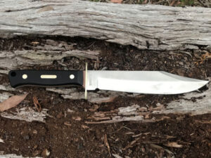 Old Timer Bowie Knife Review. 