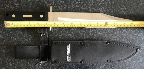 Ruler measuring Old Timer Knife.